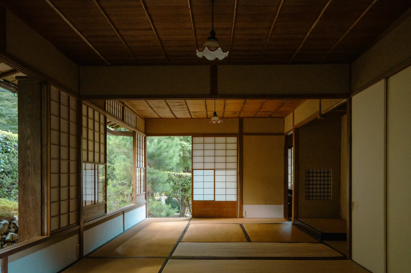 畳の部屋と縁側
